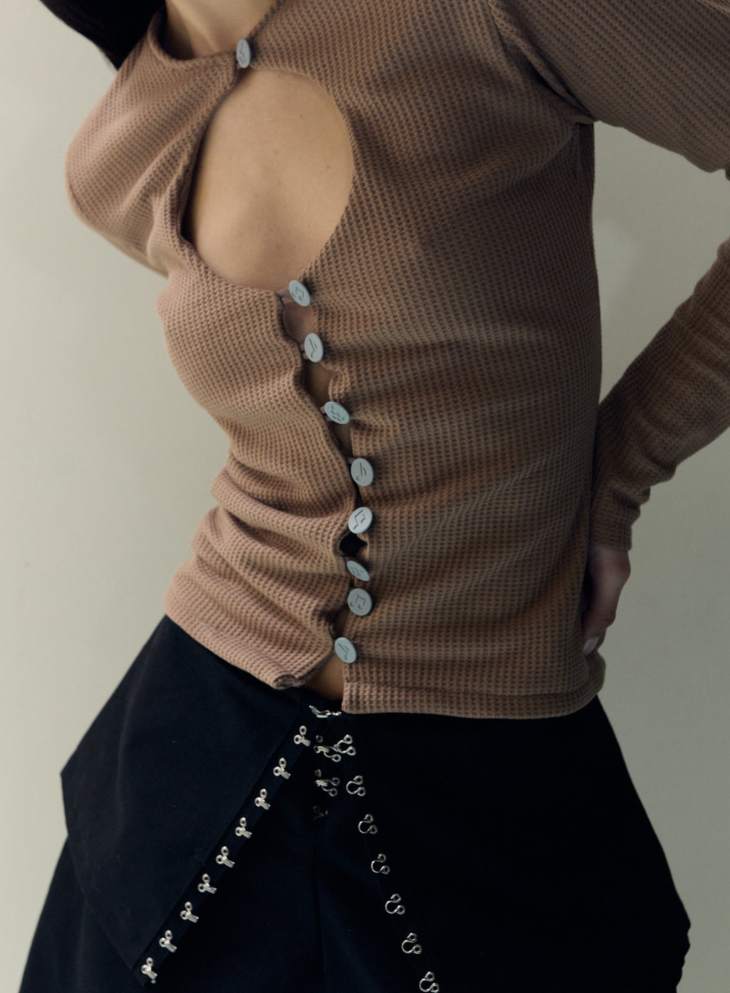 Buttons Music Caramel Top