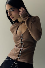 Buttons Music Caramel Top